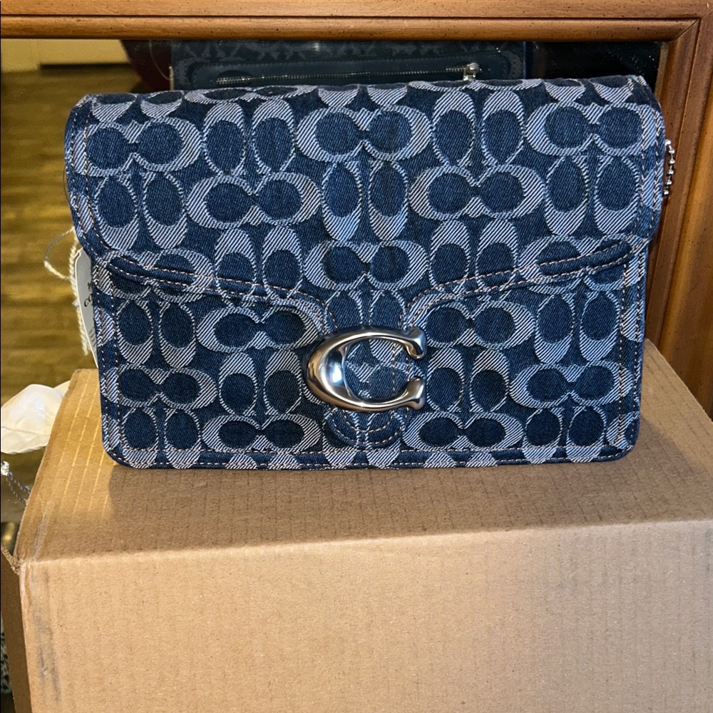 Coach Chain Tabby Shoulder Bag in Signature Denim, NWT, box & dust bag! - Picture 4 of 16